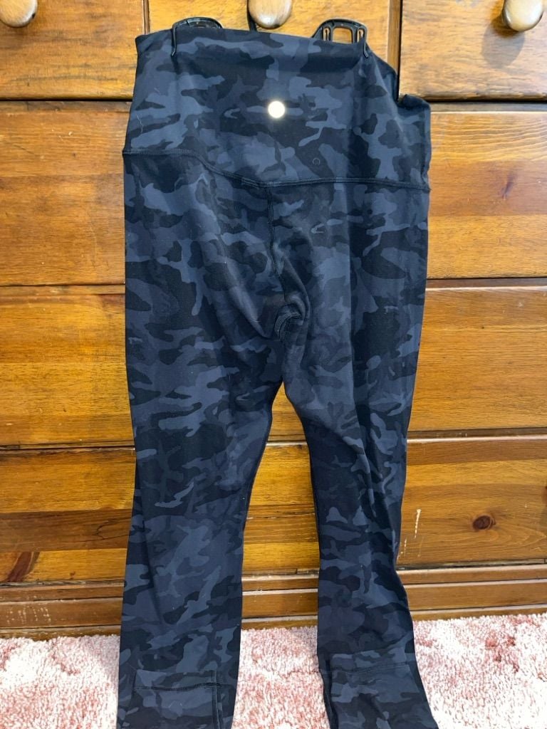 Lululemon Align Leggings Size 4 Black Camo 2