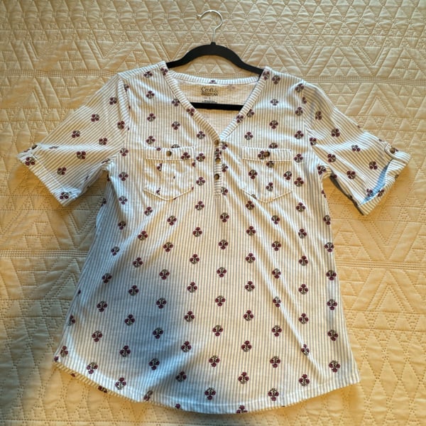 Croft & Barrow Floral Striped Top Size S Blue Button Front Pocket