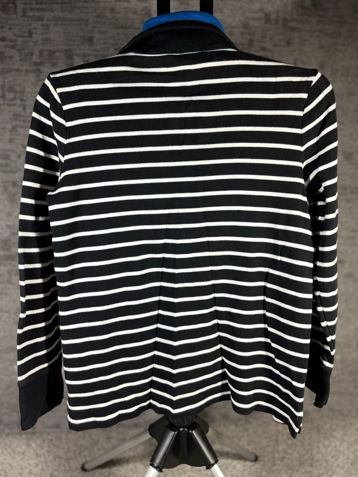 Jones New York Sport 1/4 Zip Pullover Size M Striped Blue Black 144 4