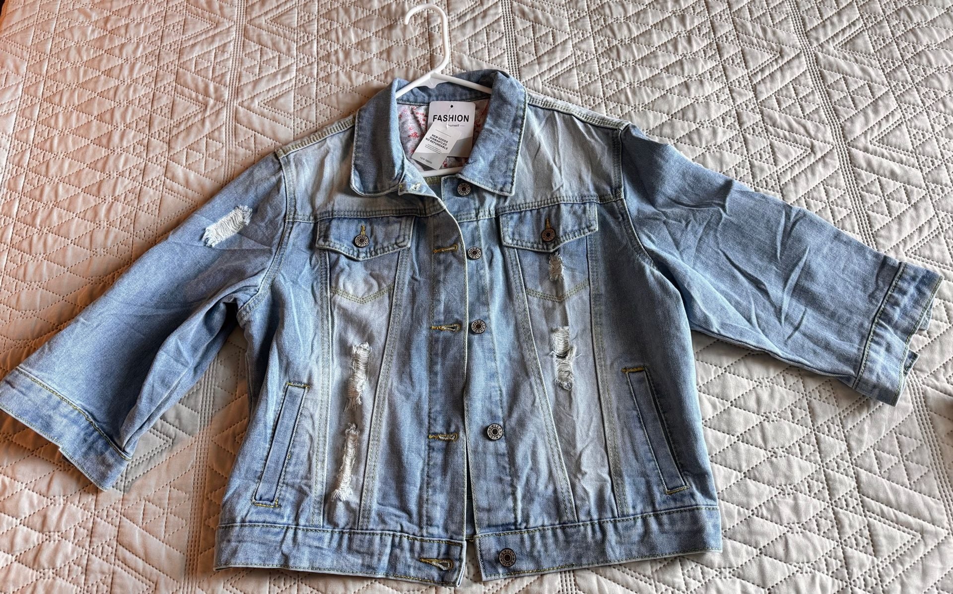 New Trend Denim Jacket Size M Light Wash Distressed Floral Lining 2