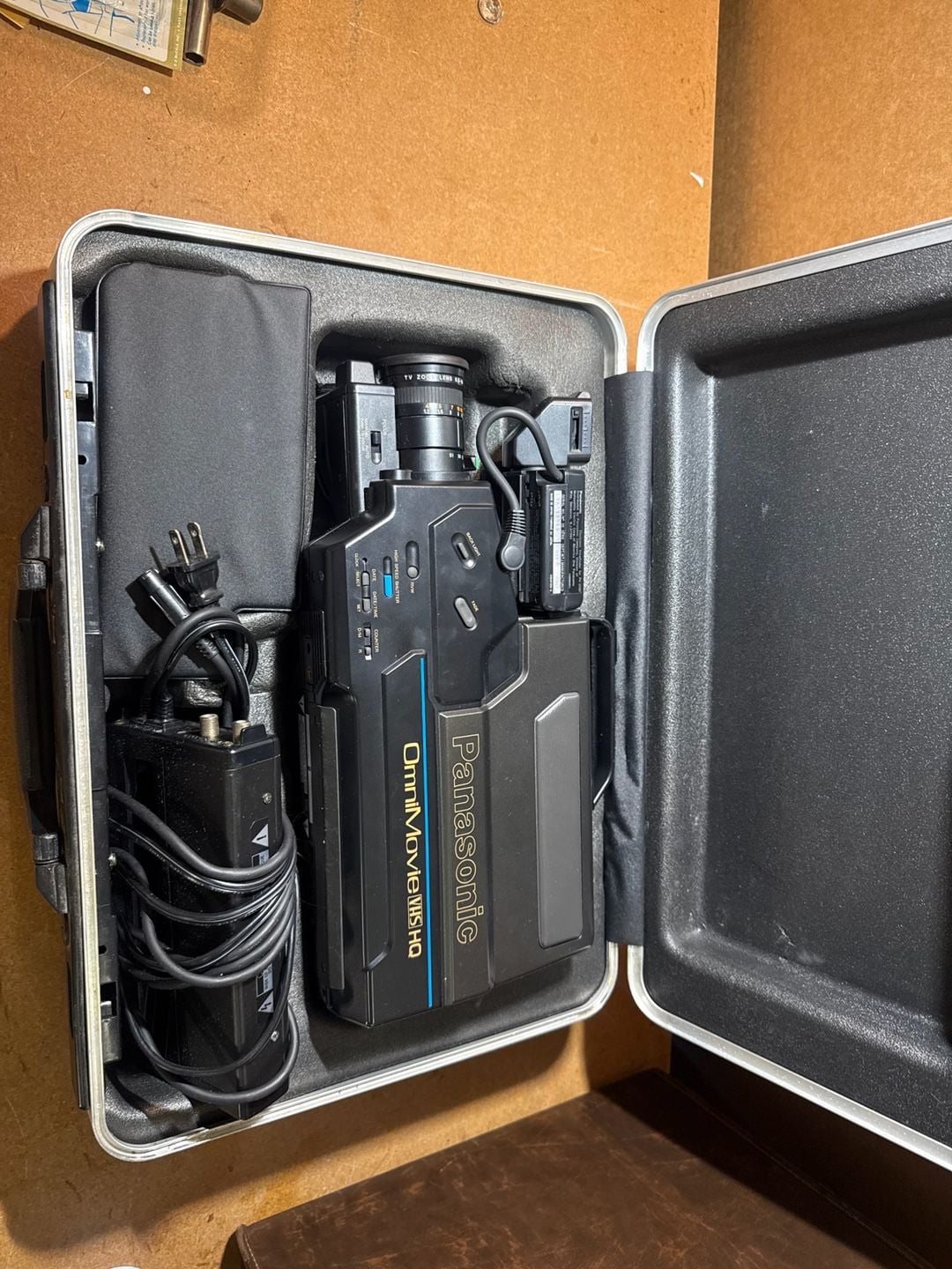 Panasonic OmniMovie VHS HQ Camcorder PV-3200 Vintage 5