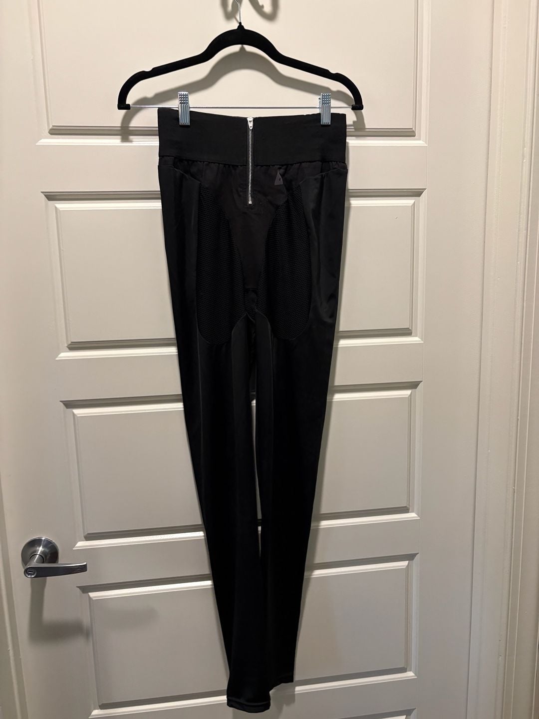 GSUWOO Stirrup Mesh Leggings Black 2