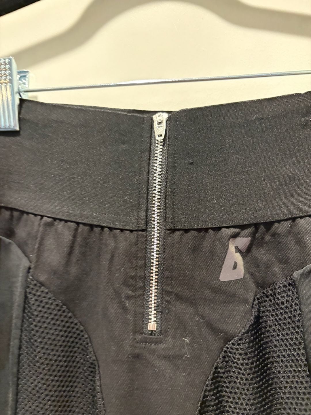 GSUWOO Stirrup Mesh Leggings Black 5
