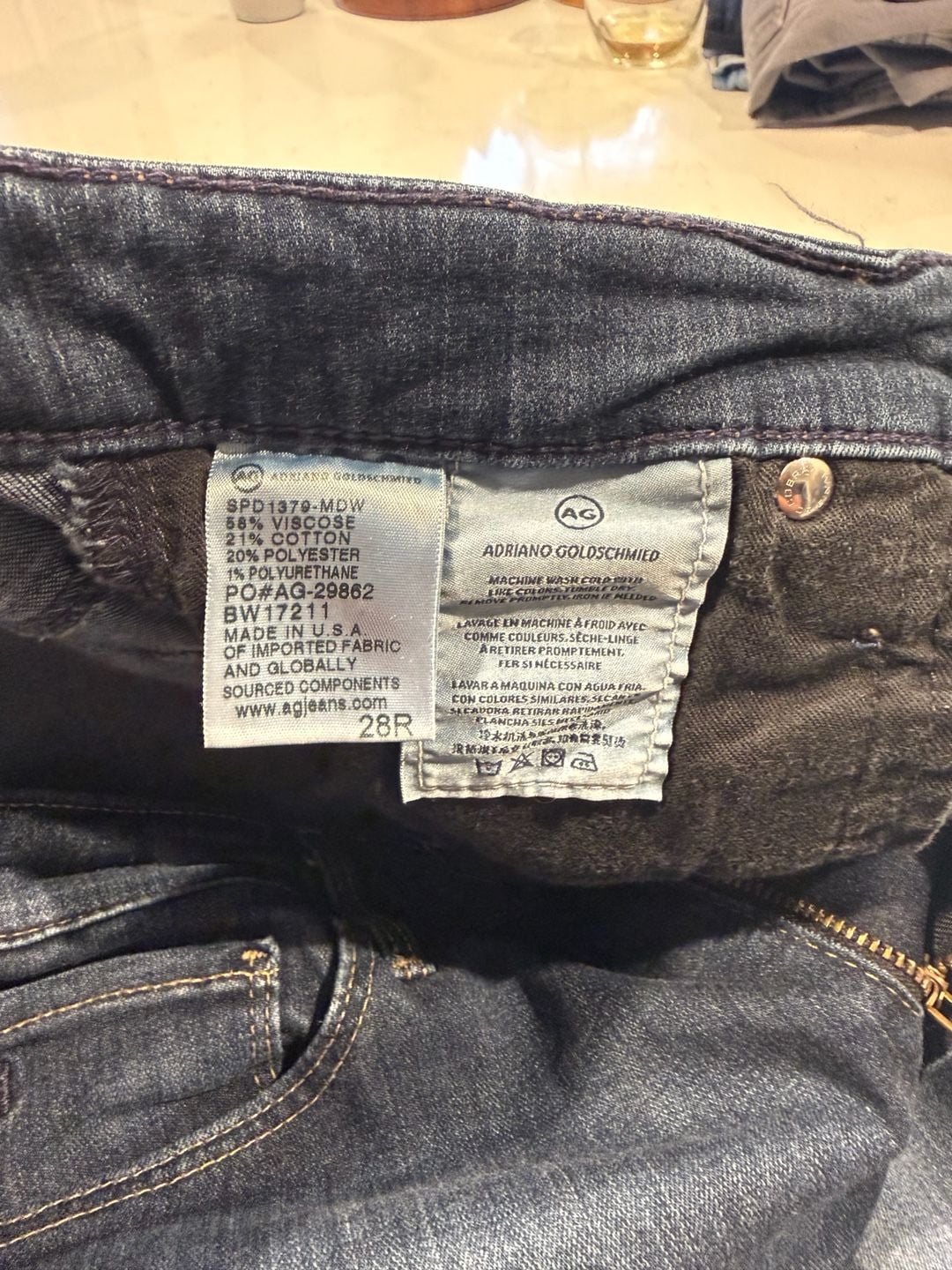AG Jeans The Farrah Skinny Size 28R High-Rise Jeans Blue Denim 4