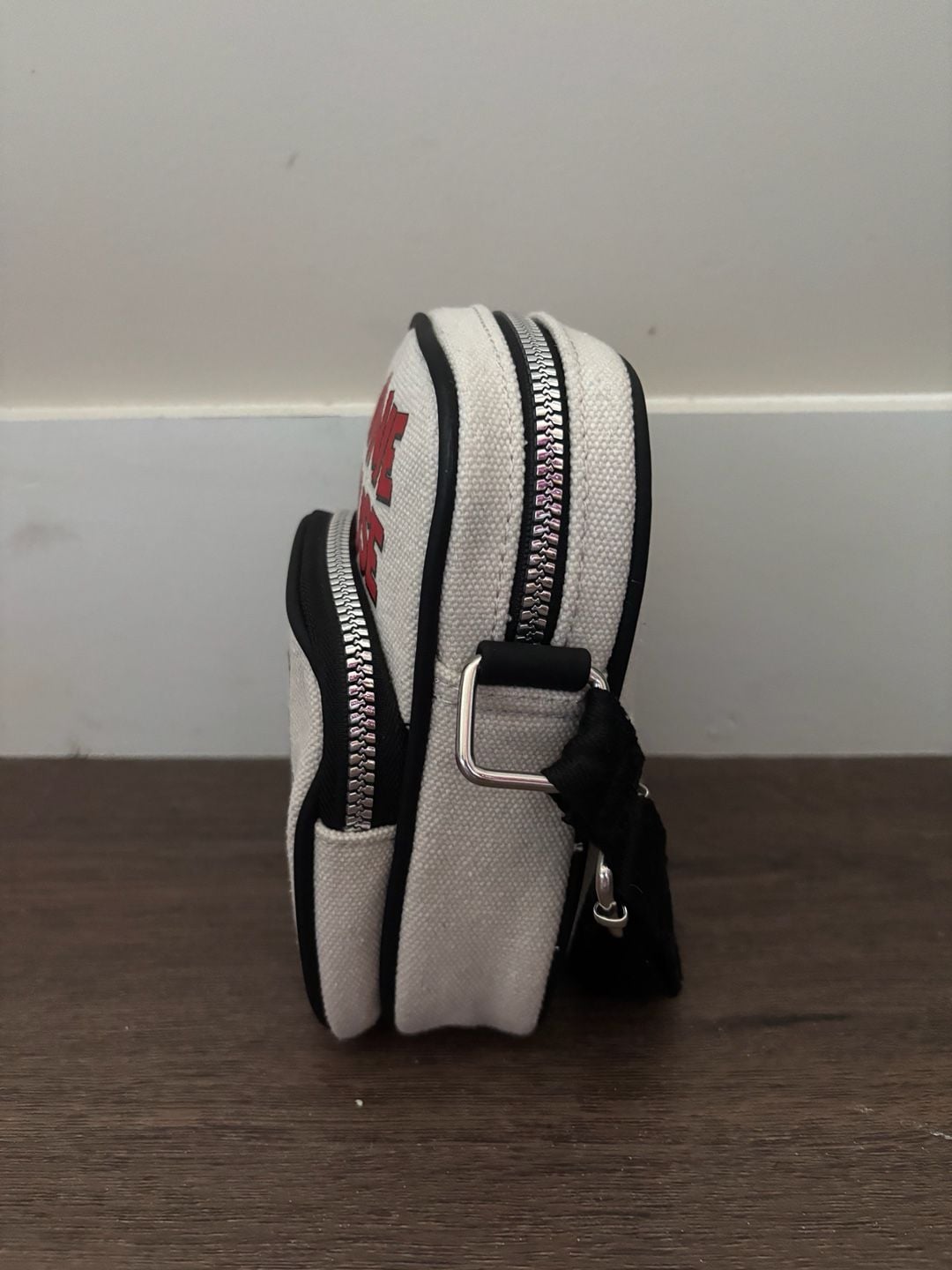 Primark Disney Minnie Mouse Phone Crossbody Bag White 3