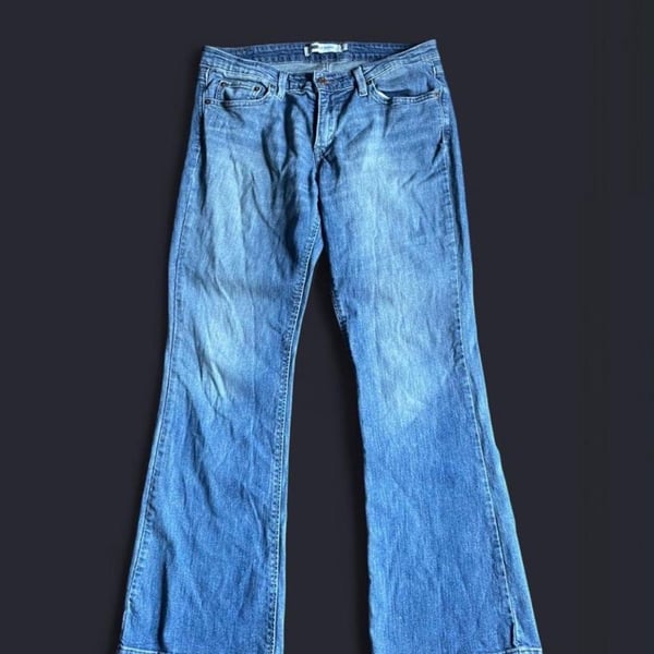 Levi's Bootcut Jeans 11 / 30x32 Medium Wash Blue Denim Mid Rise