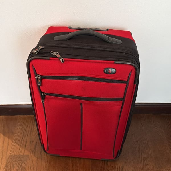 Swiss Army Rolling Luggage - Red Black - one wheel broken!