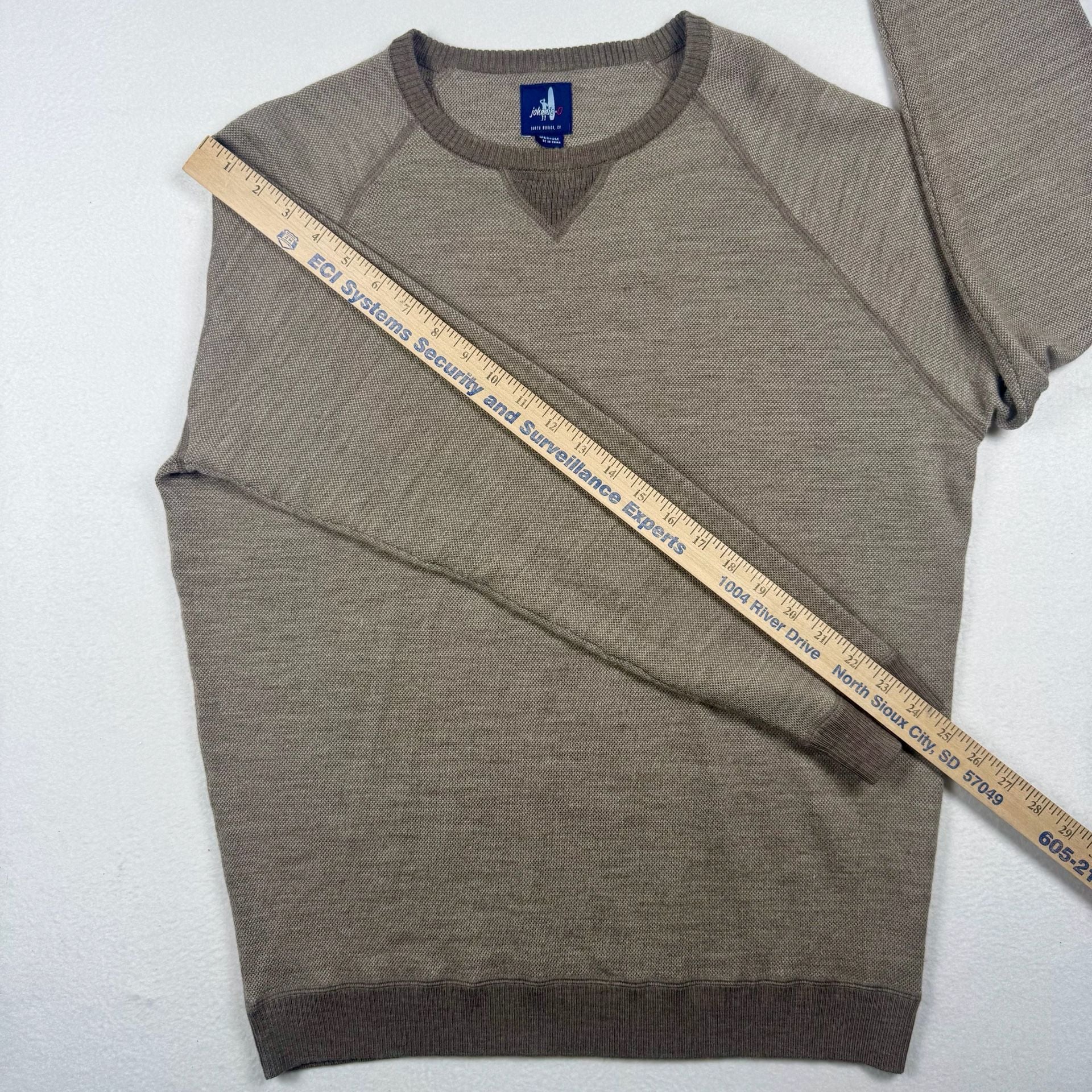 johnnie-O Boggs Merino Wool Crew Neck Sweater Size Medium Coffee Brown 5