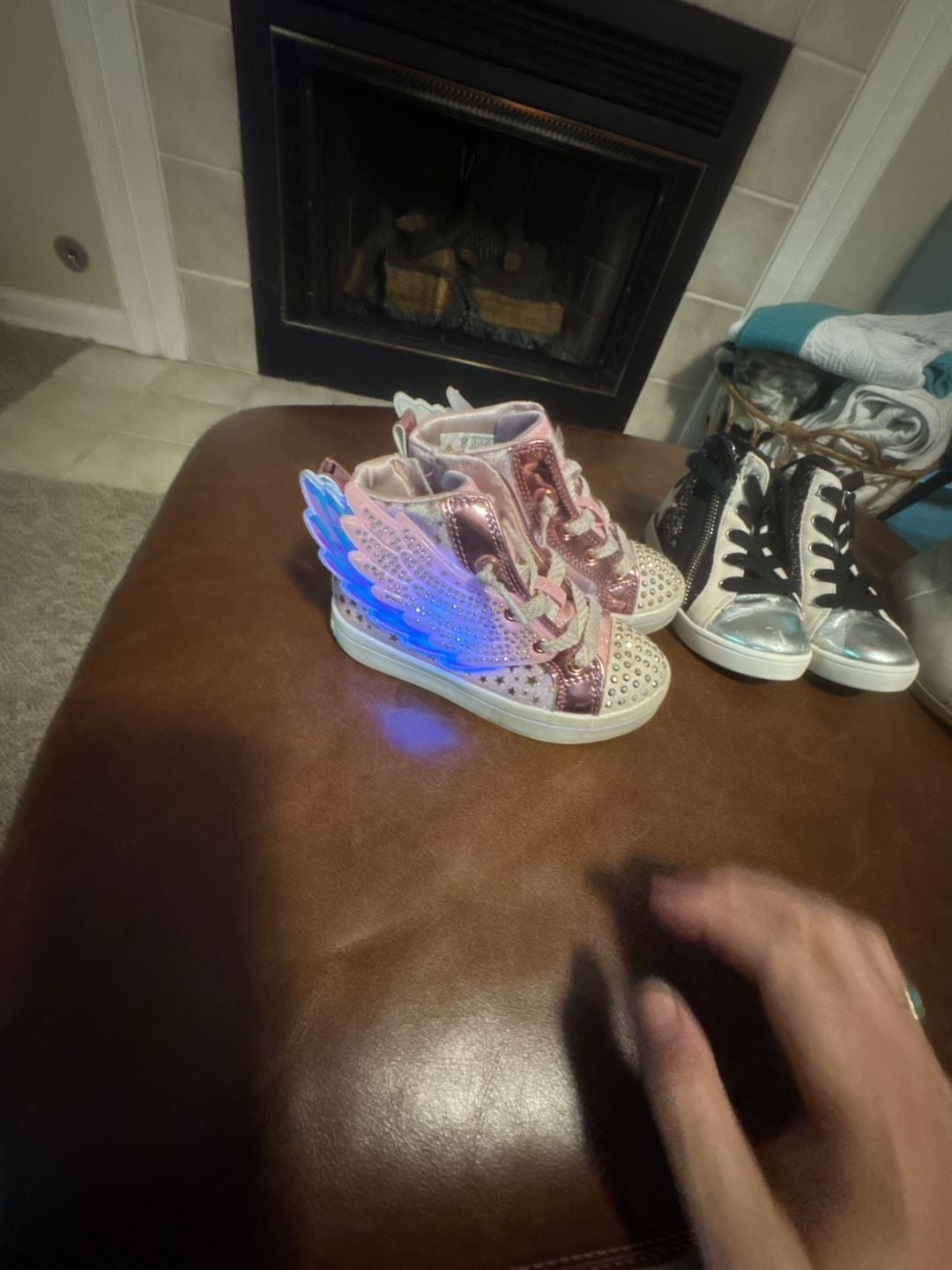 Twinkle Toes: Twi-Lites 2.0 - Dreamy Wings, black glitter high tops size 8, sparkle cowboy boots size 8 3