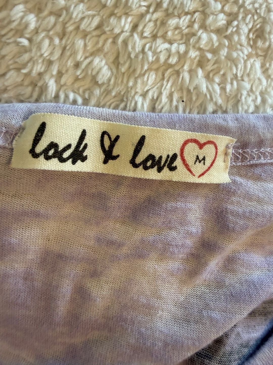 Y2K Lock & Love Cross and Wings Graphic V-Neck T-Shirt Size M Purple 5