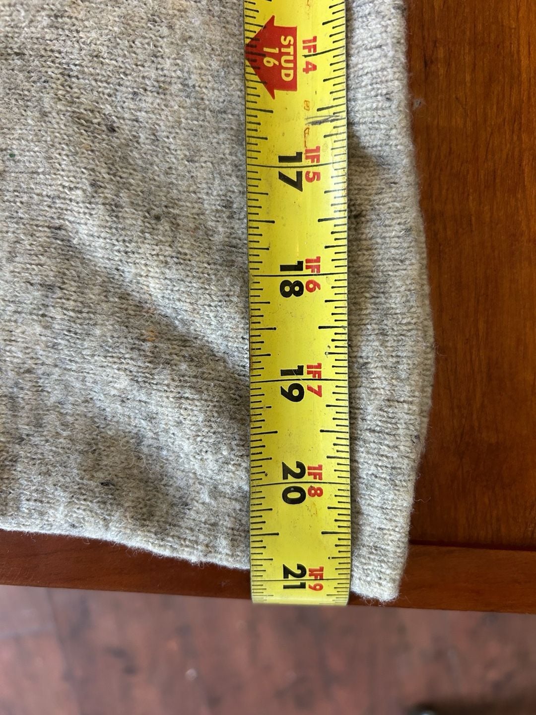 Woolrich Crew Neck Sweater Size M Gray Speckled Donegal Wool Pullover 8