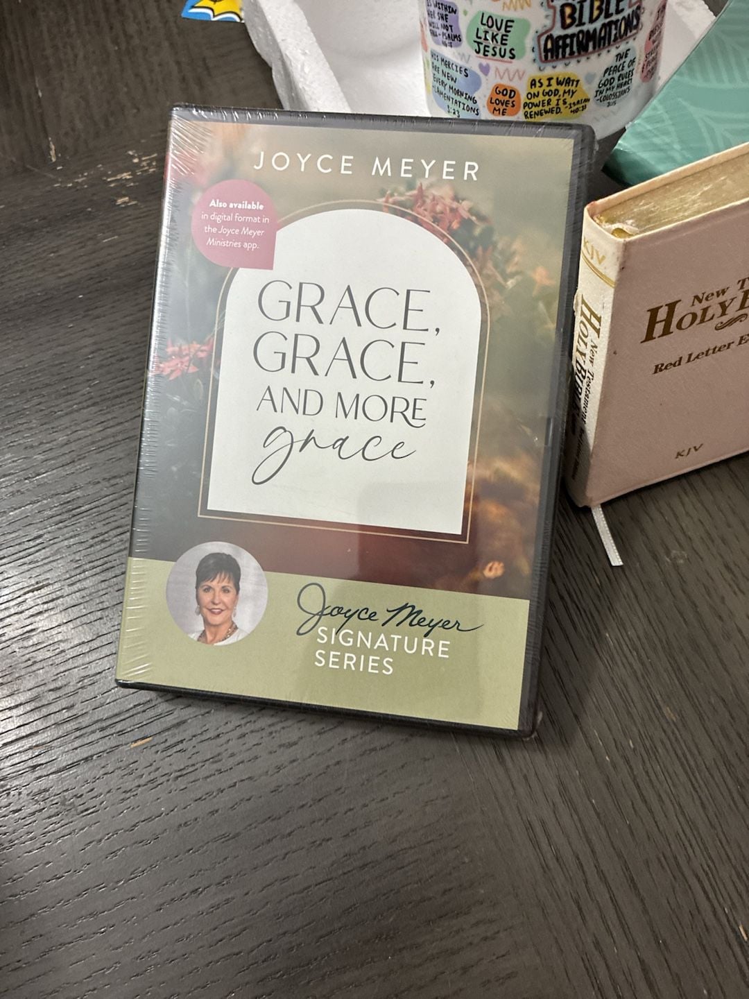 Joyce Meyer Bundle Gift Set (English) 4