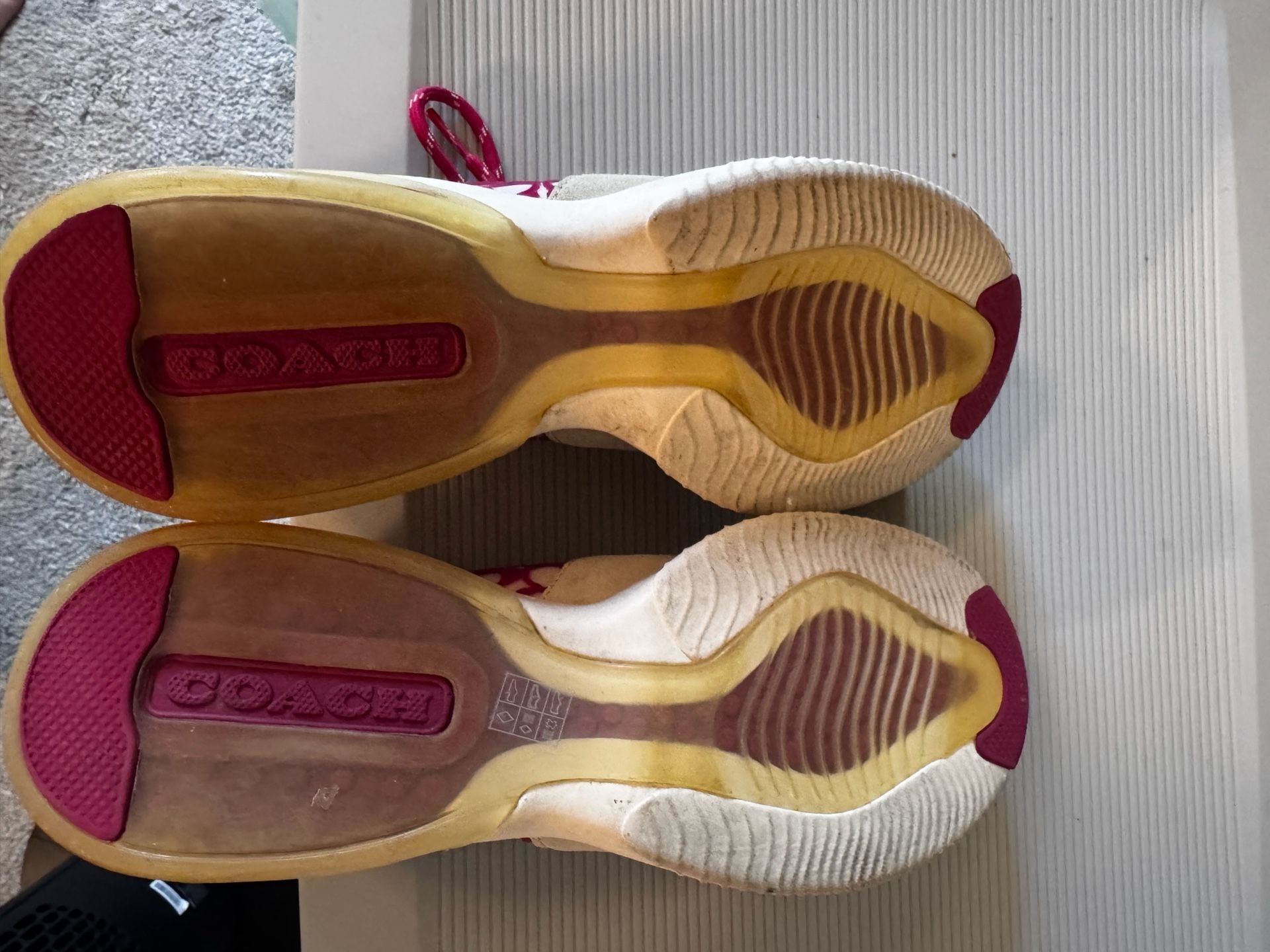 Coach Citysole Runner Signature Mesh Sneakers Size 8B Pink 7