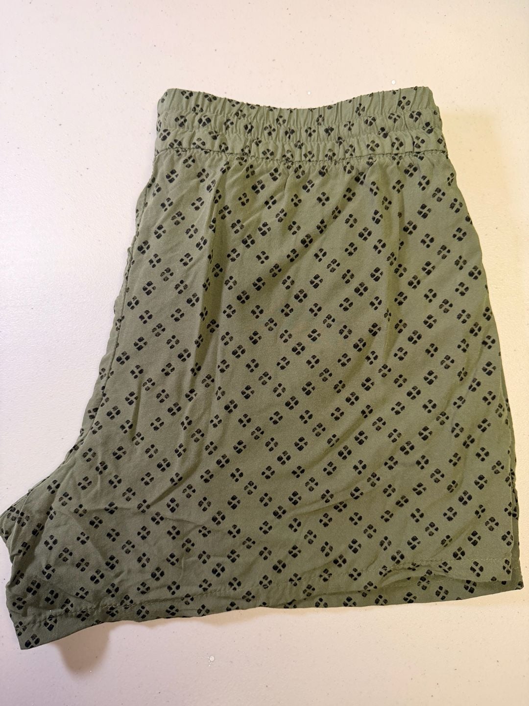 Old Navy Green Patterned Women's Shorts 7