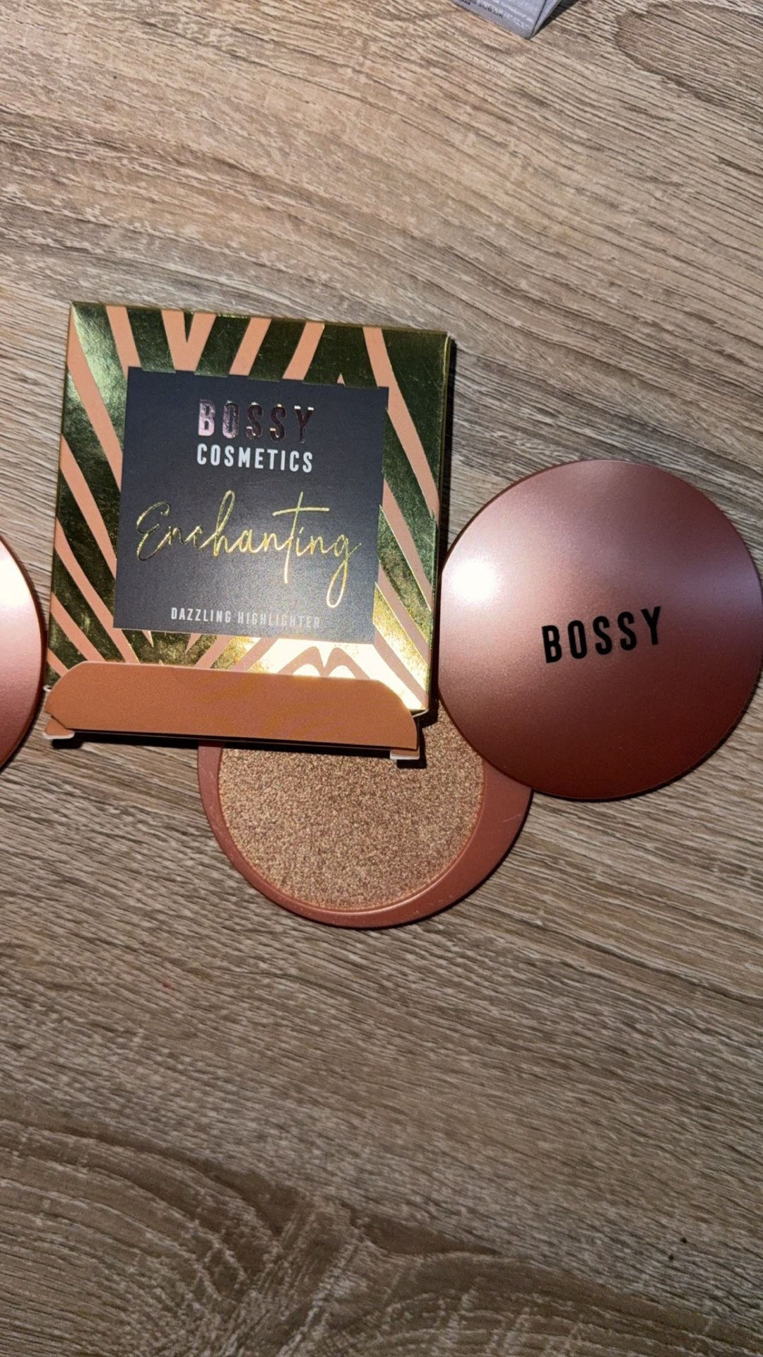 Product thumbnail 4