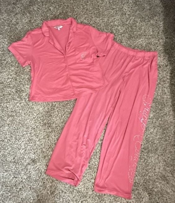 Juicy Couture Pajama Set Size M Pink Rhinestone Short Sleeve Pants 1