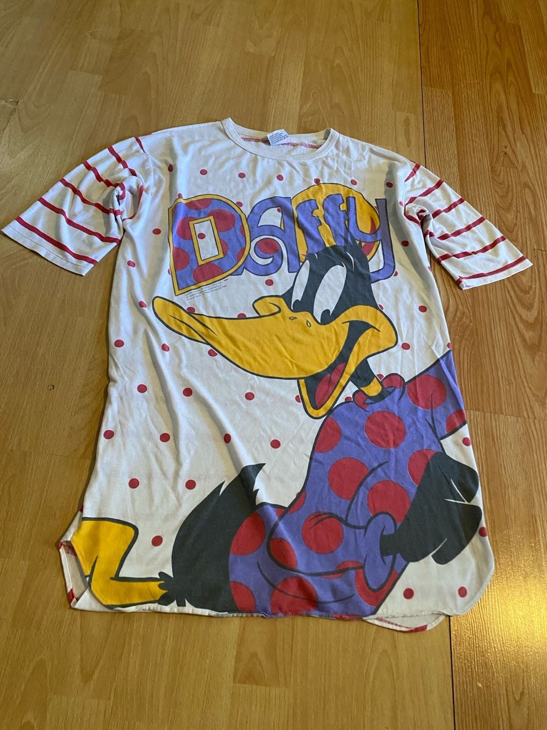 Vintage Looney Tunes Daffy Duck Graphic Night Shirt 1