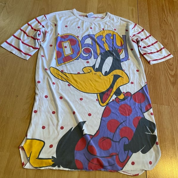 Vintage Looney Tunes Daffy Duck Graphic Night Shirt