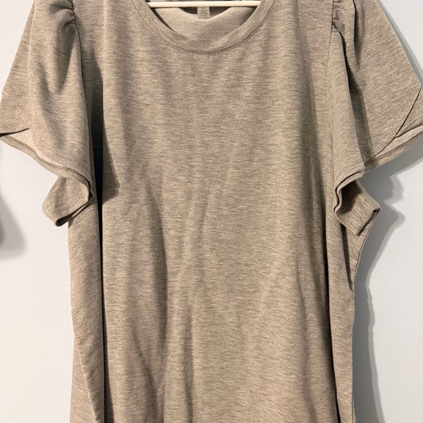 Cable & Gauge Studio Ruffle Short Sleeve Top Size 2X Gray