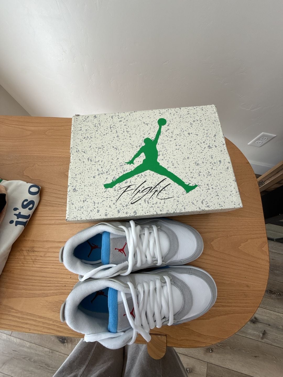 Jordan Air Jordan 4 RM University Blue Neutral Grey 7