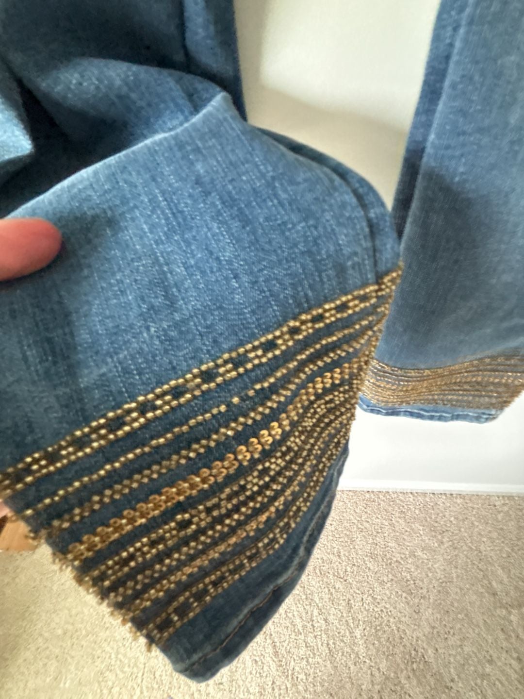 White House Black Market The Slim Crop Size 2 Blue Jeans Beaded Hem 5