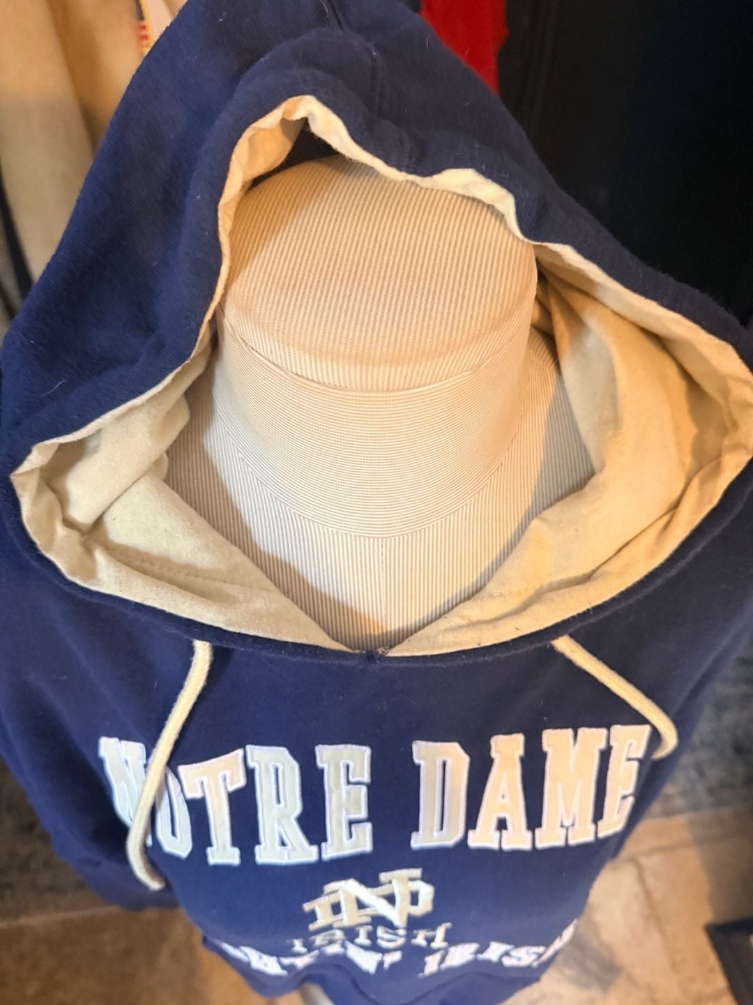 Colosseum Notre Dame Fighting Irish Hoodie Size L Navy Blue Embroidered 4
