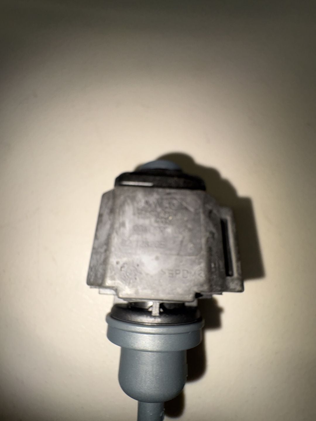 VW AG Pressure Converter 06M906629 2