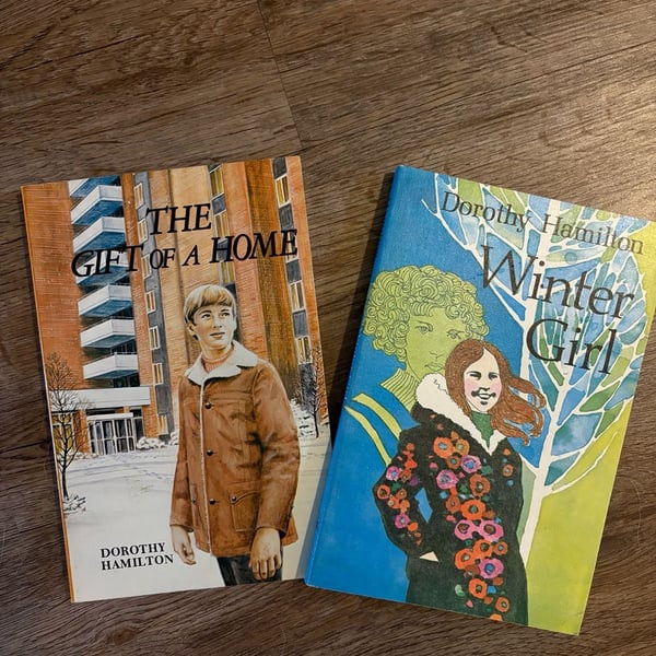 Dorothy Hamilton Books The Gift Of A Home And Winter Girl Lot