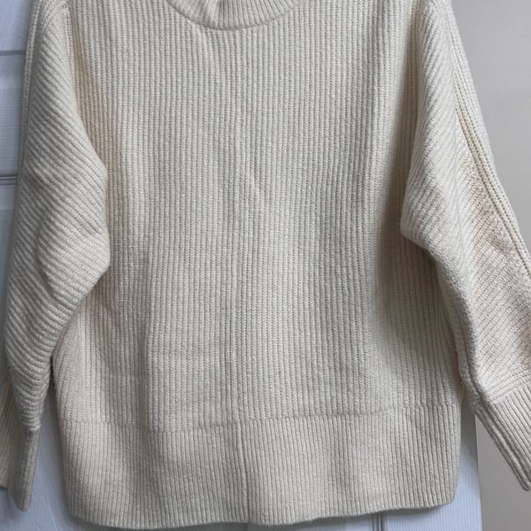 On 34th Ribbed Knit Sweater Size L Cream
