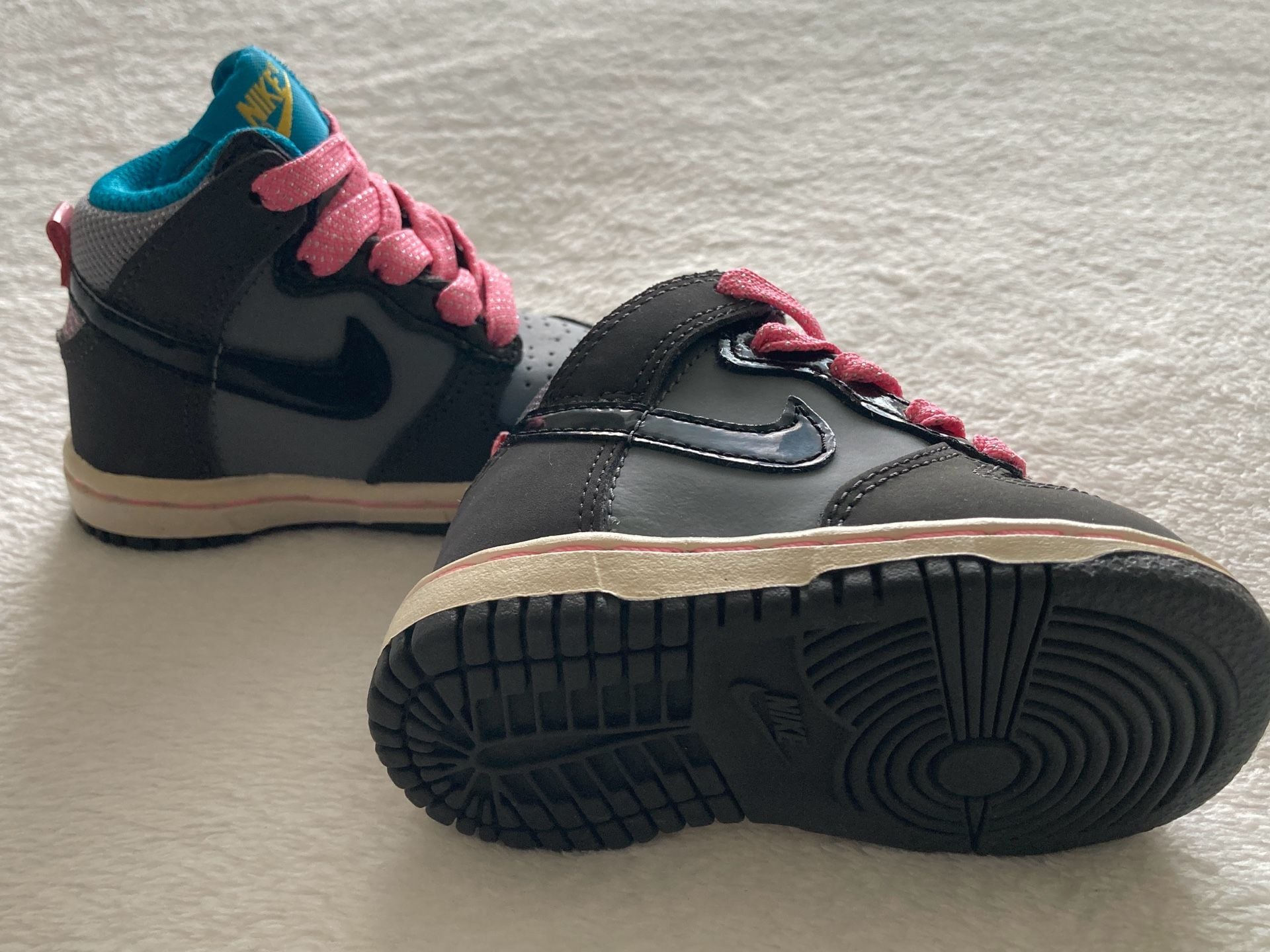 Nike Dunk High Toddler Black Grey Turquoise Pink Shoes Size 3 7