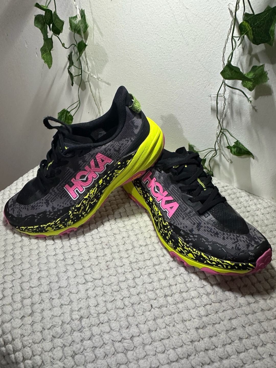 HOKA Speedgoat 6 pour femme, Noir/blanc 6