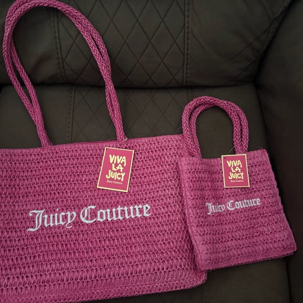 Juicy Couture 2-Piece Straw Tote Bag Set Pink