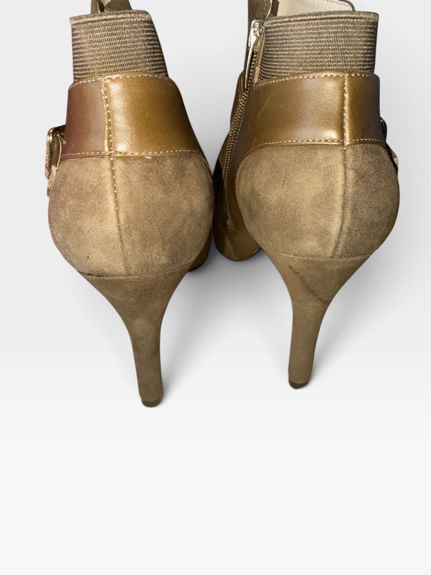 Min Box Marc Fisher Shimmee Bootie Size 8M Dark(Olive) Green Suede Peep Toe Heel 7