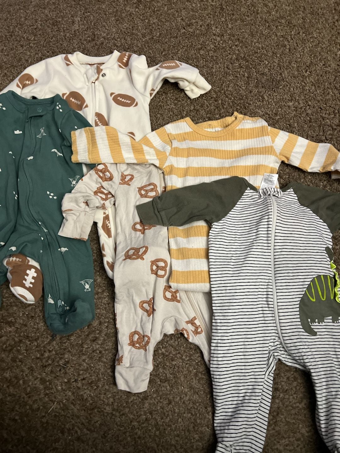 0-3 months Baby Footed and Sleepers 2