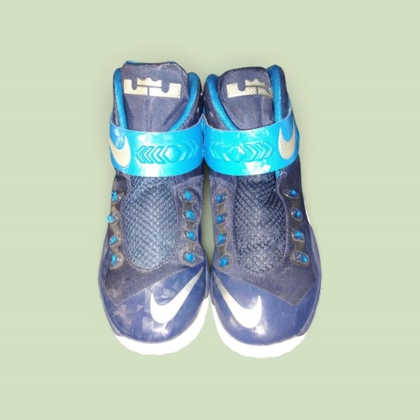 Nike Zoom Soldier VIII Size 10 Midnight Navy Basketball Shoes