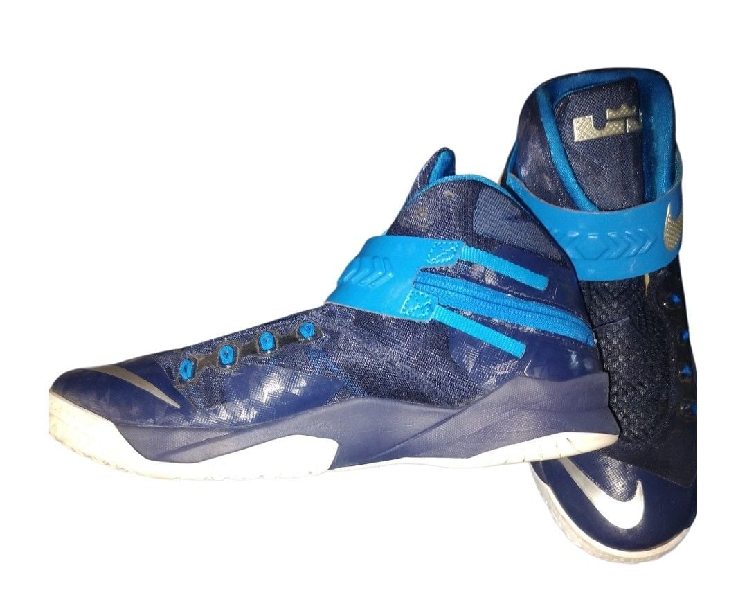 Nike Zoom Soldier VIII Size 10 Midnight Navy Basketball Shoes 4