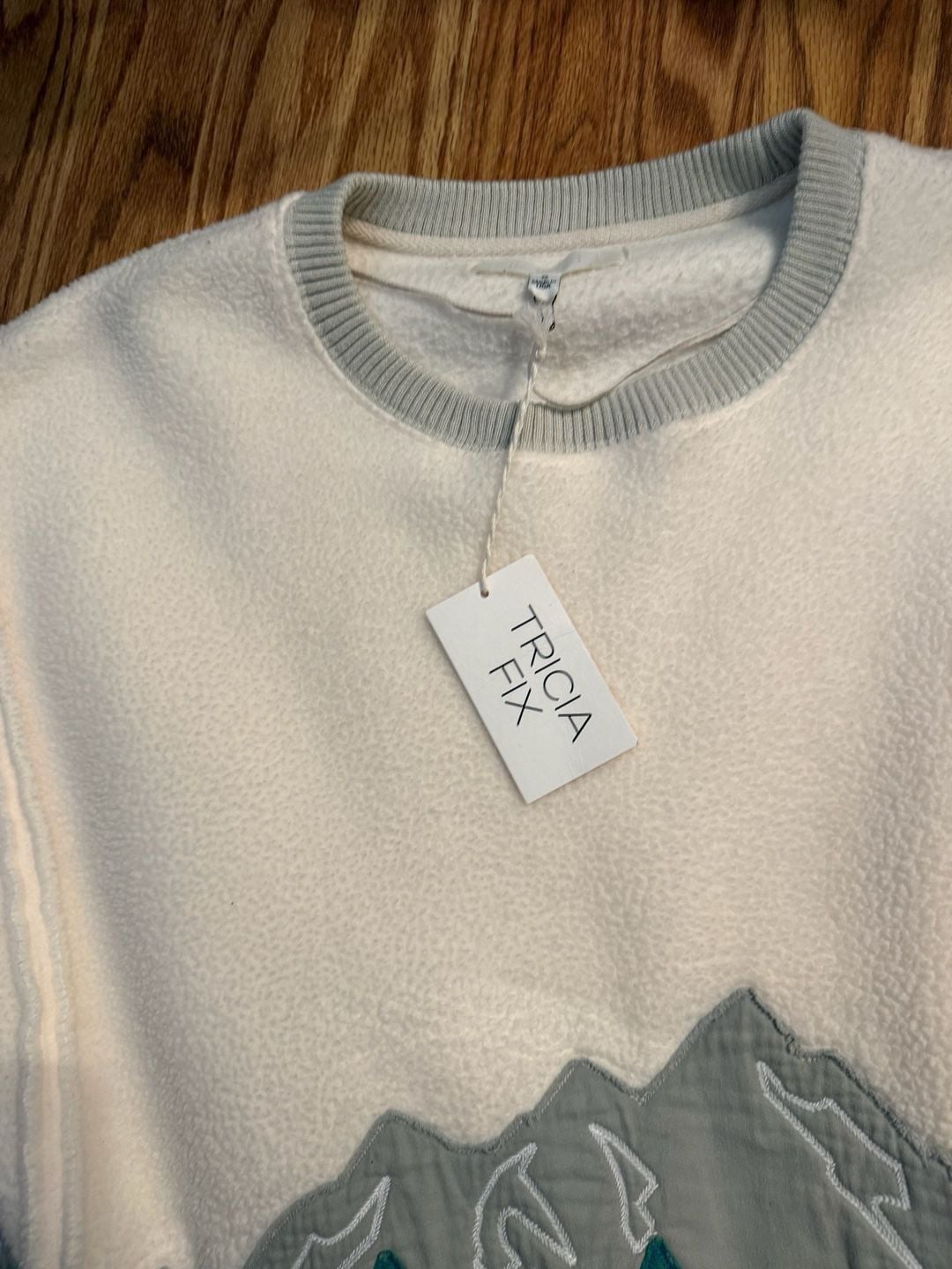 Tricia Fix Pullover Sweater Size S White Mountain Graphic Fleece 9