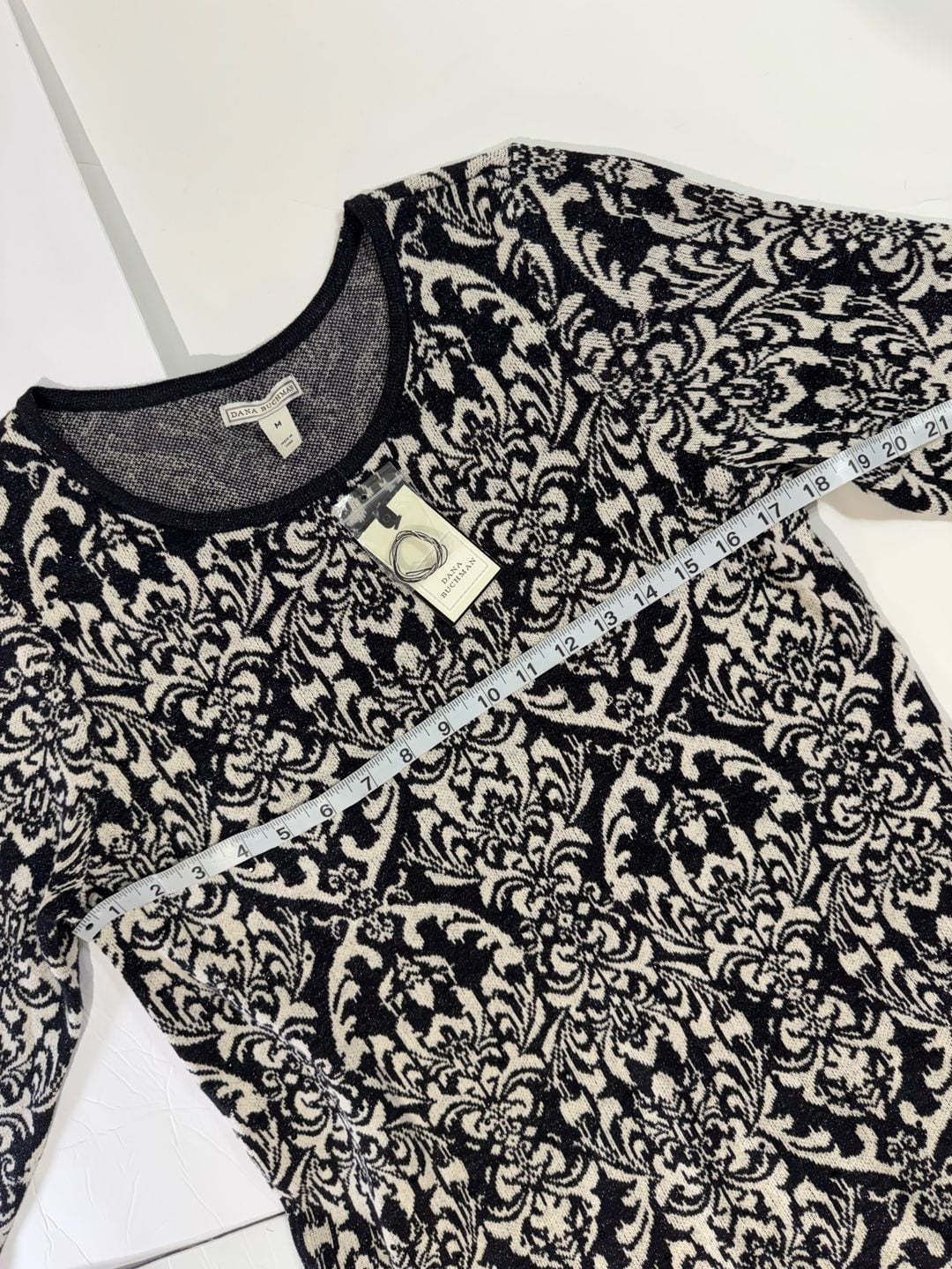 Dana Buchman Black & Cream Damask Print Sweater Size M 5