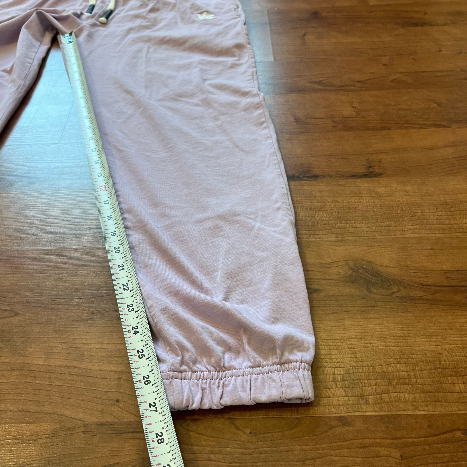 YoungLA 234 Pastel Pump Cover Lightweight Jogger Size M Lilac 7