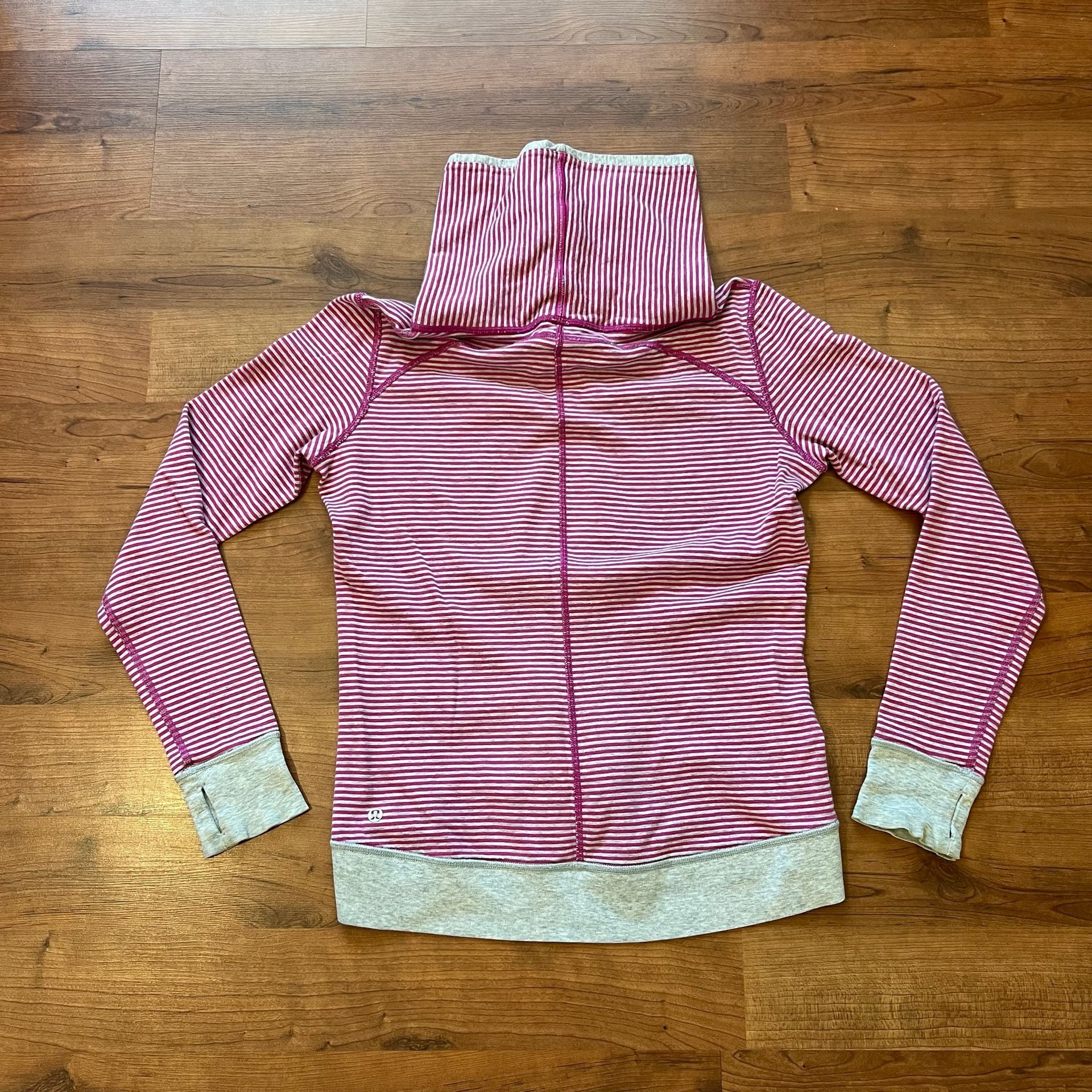 Lululemon Reversible Pullover Sweatshirt Women Sz 6 Gray Pink Striped Cinched 8