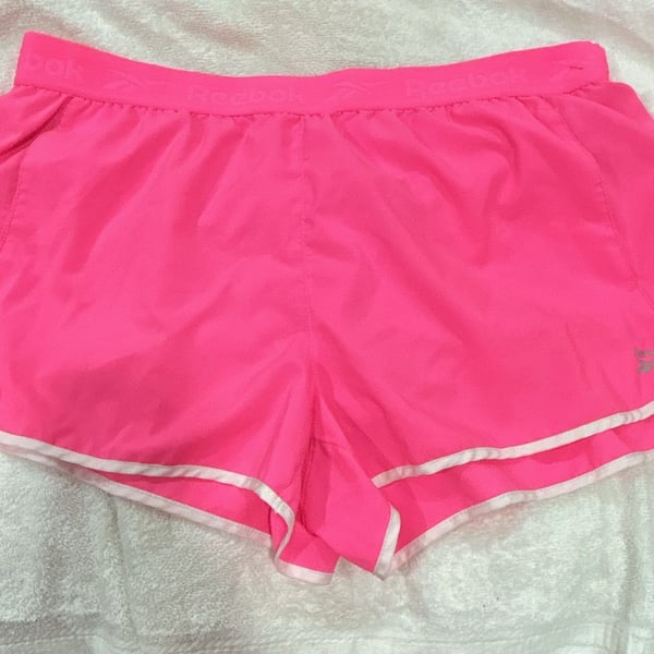 Reebok Women's Tennis Shorts Vivid Pink