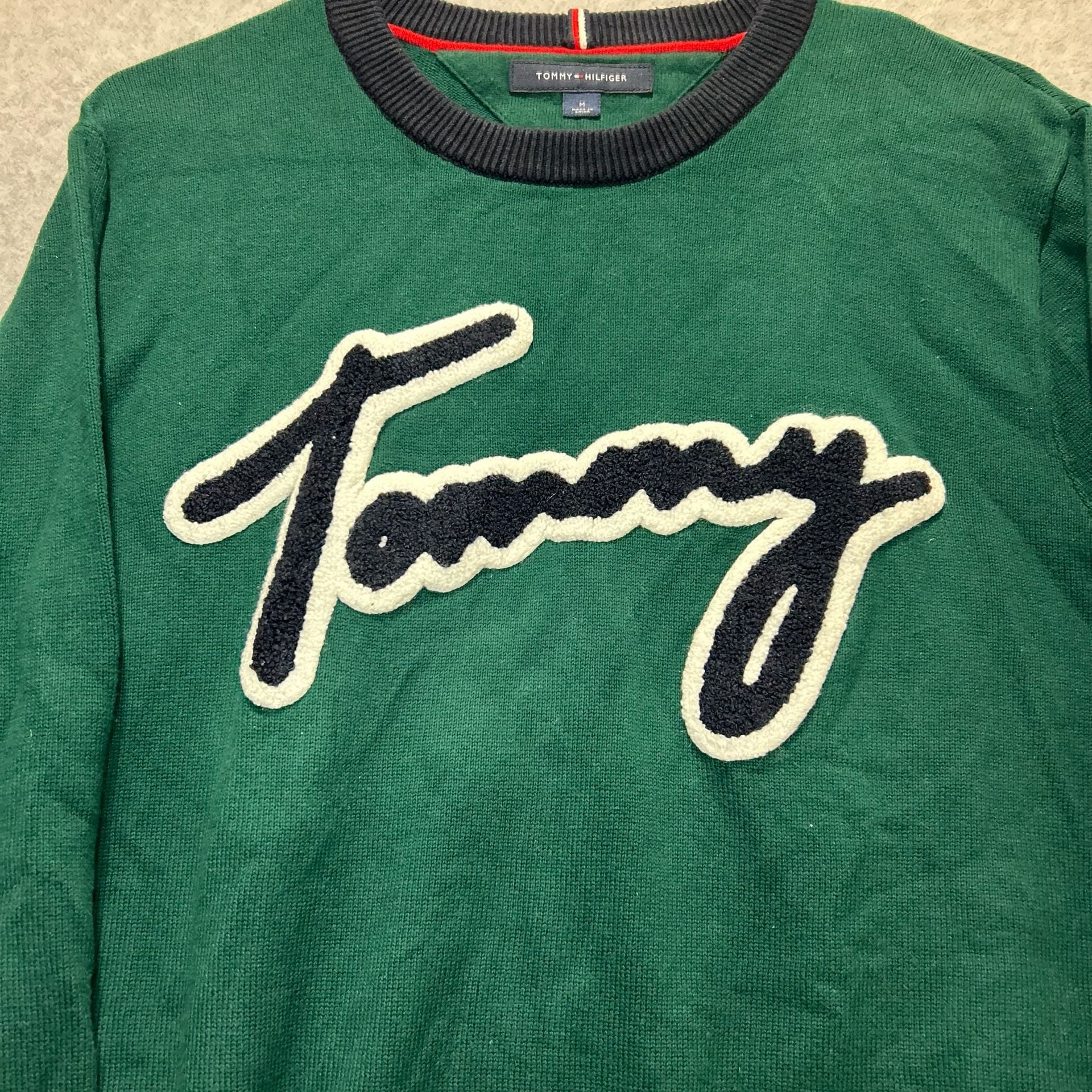 Tommy Hilfiger Men’s Green Y2K Script Logo Crewneck Pullover Sweater, Size M 3