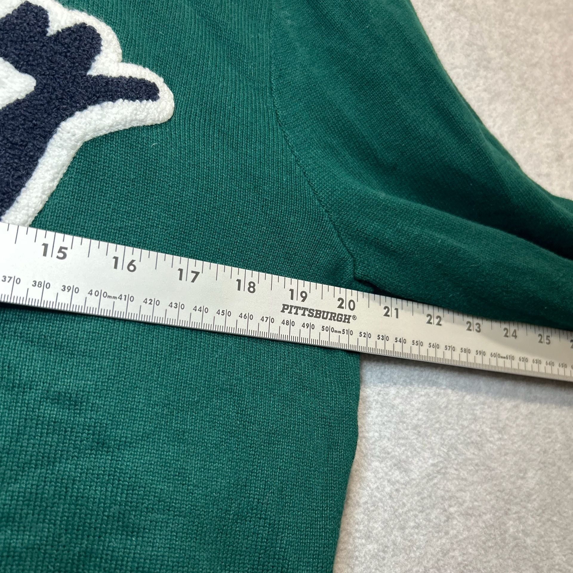 Tommy Hilfiger Men’s Green Y2K Script Logo Crewneck Pullover Sweater, Size M 7