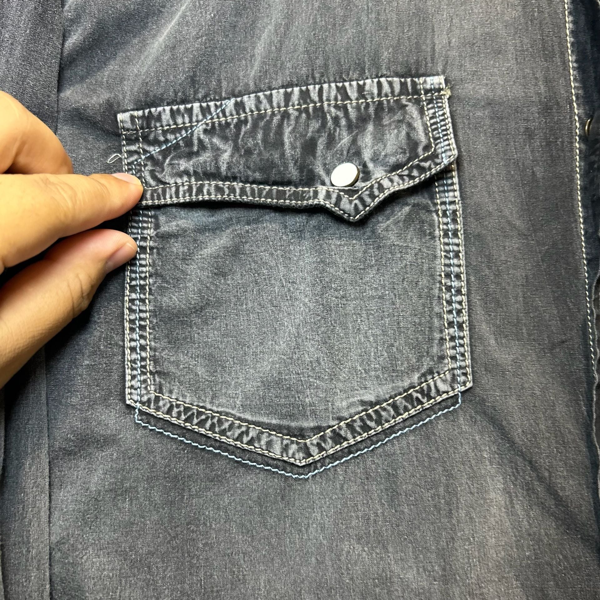 Product thumbnail 4
