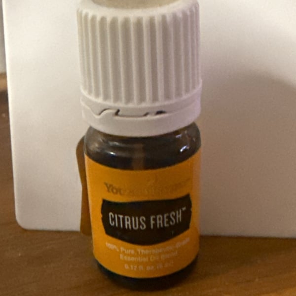 Young Living Citrus Fresh Essential Oil Blend 0.17 fl. oz. 5 ml
