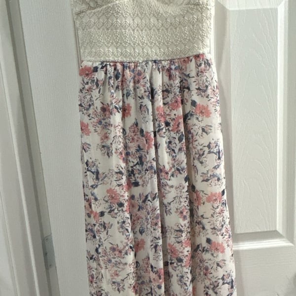 Lily Rose Floral Maxi Dress Size M