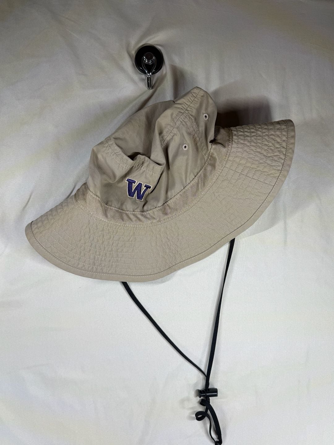 Nike Washington Huskies Bucket Hat Size L/XL Khaki Dri-FIT Boonie 3