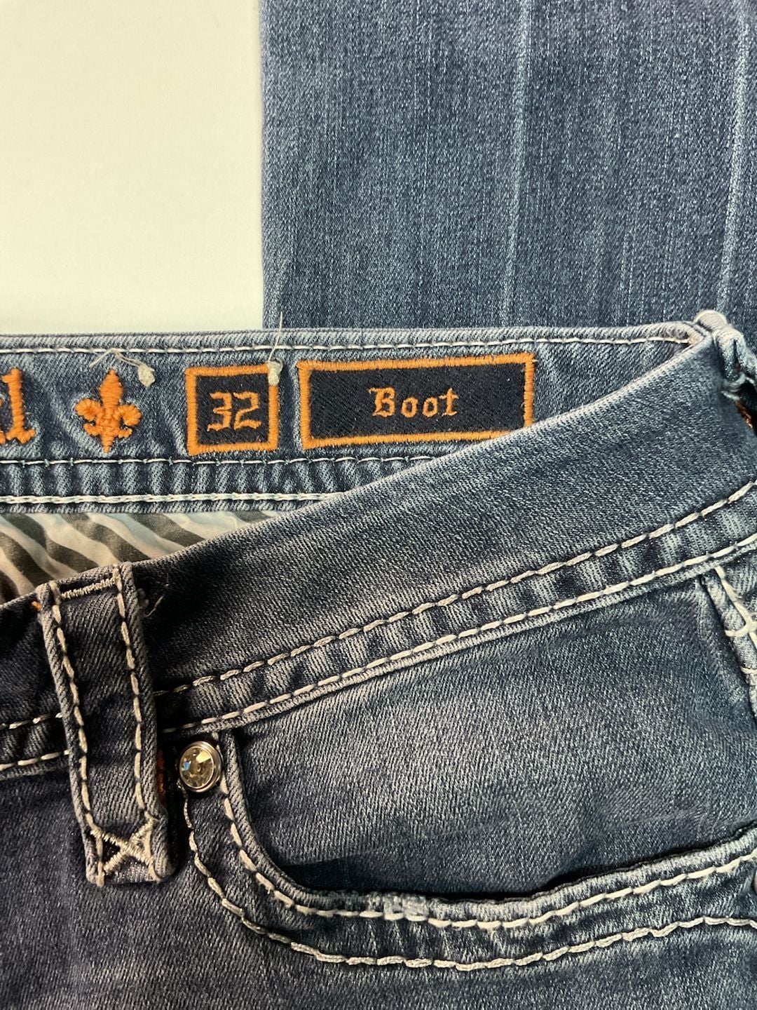 Product thumbnail 4