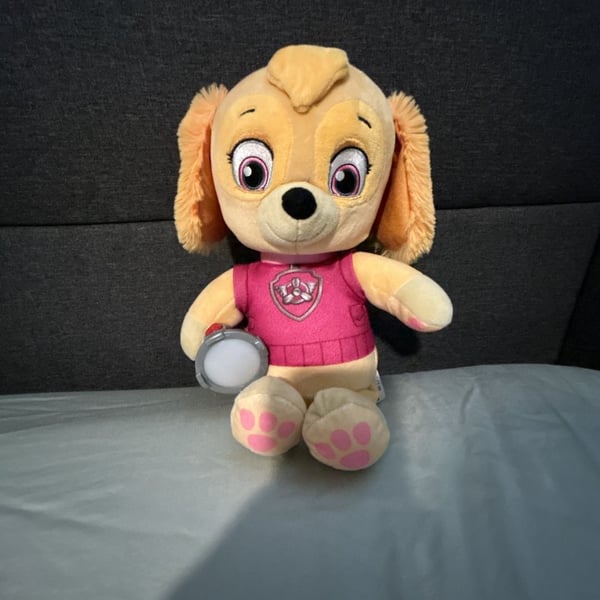 Paw Patrol Skye Snuggle Up Pup Plush Night Light Flashlight