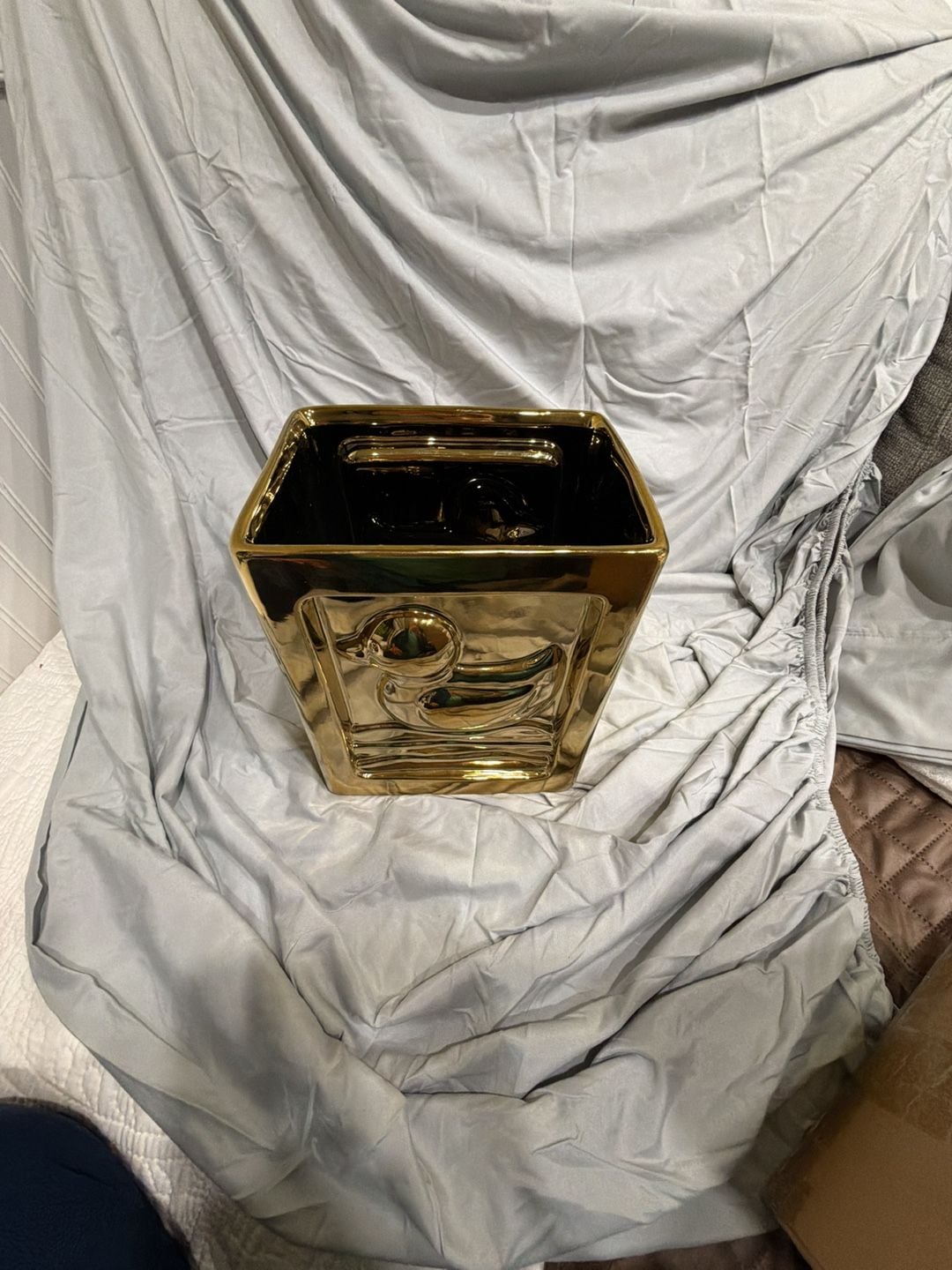 Gold Ceramic Planter Square Duck Design 1